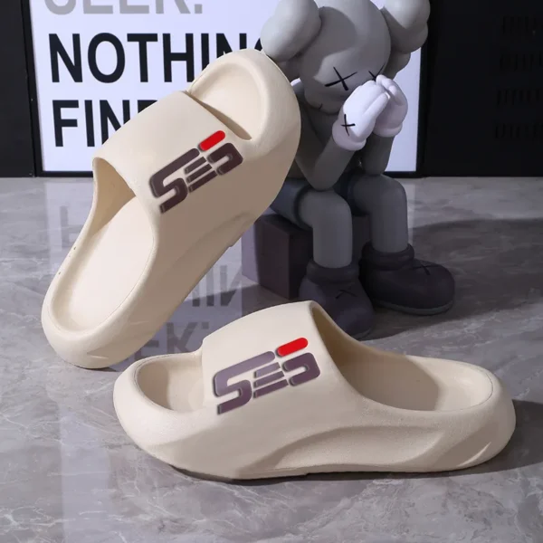Trendy SE3 Foam Slide Sandals for Casual Comfort. - Image 4