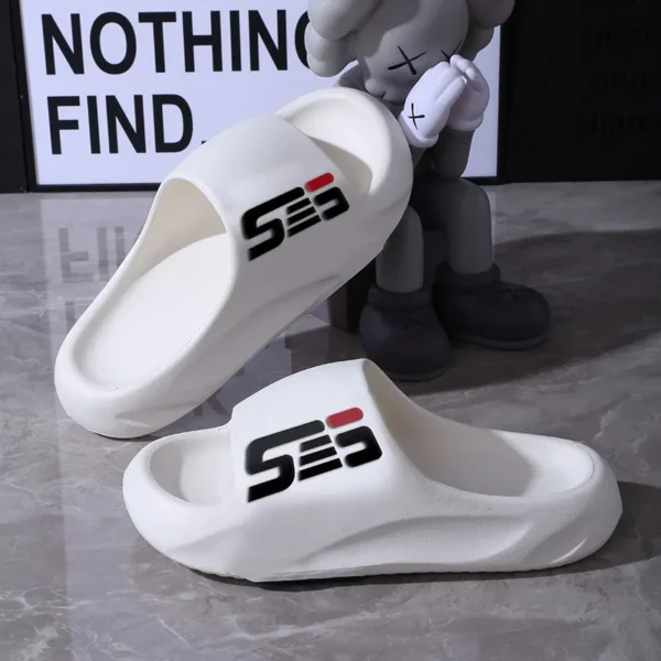 Trendy SE3 Foam Slide Sandals for Casual Comfort. - Image 5