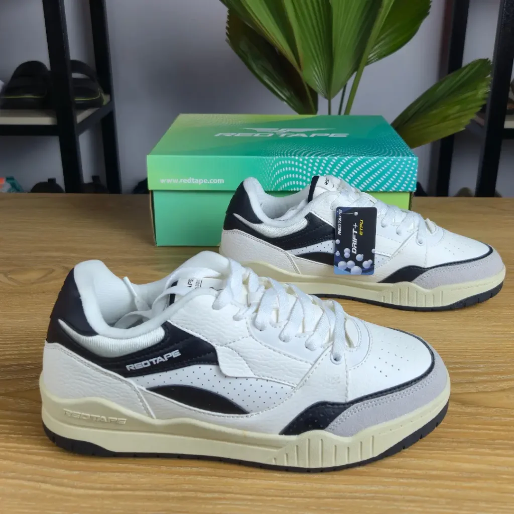 Red Tape Sneakers for men Futuristic Shop